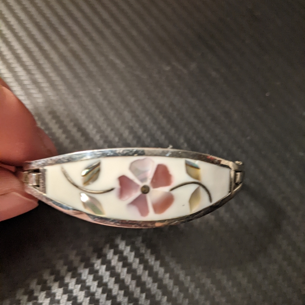 Silver Alpaca Abolone Shell Bracelet